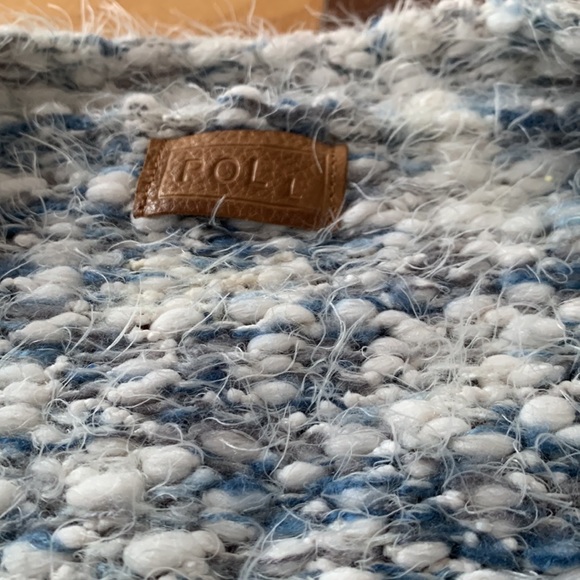 Soft, fuzzy POL Cardigan in blue and white - Picture 5 of 5